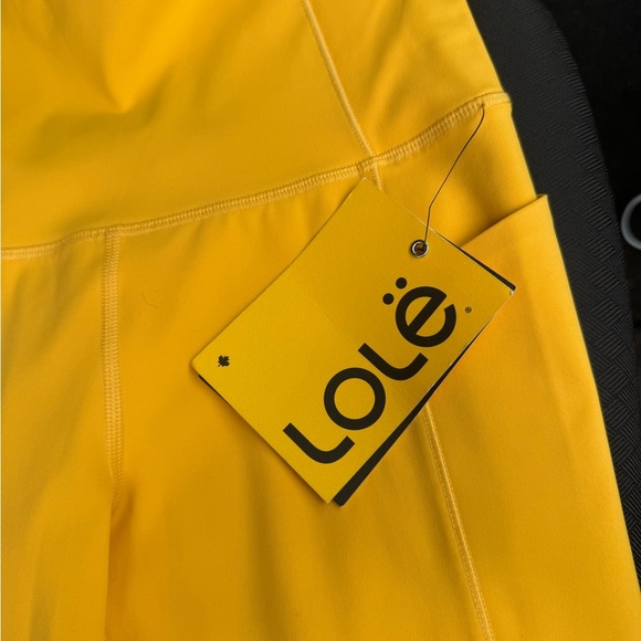 Lole Step Up women's tight shorts in Marigold Colour - Size XS - Picture 6 of 11